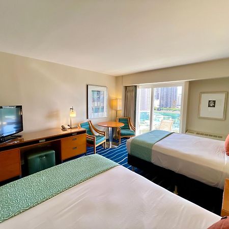 Ala Moana Hotel 13Th Fl R0 2Double Beds 4Person Honolulu Exterior photo